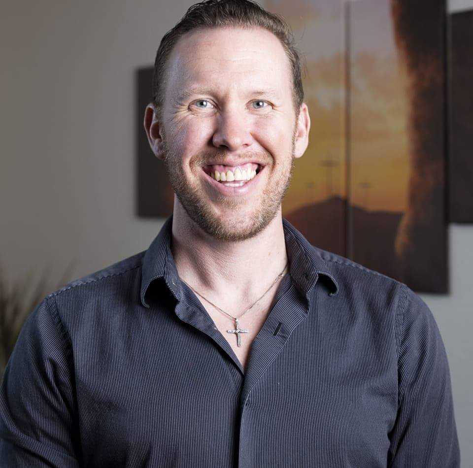 Brian J Bauer